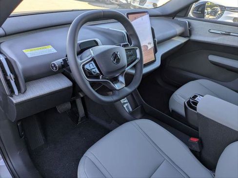 New 2026 Volvo EX30 Plus image 7