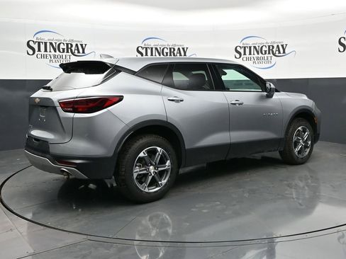 Used 2025 Chevrolet Blazer LT FWD image 7