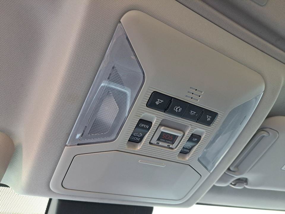 Used 2019 Toyota RAV4 XLE FWD image 33