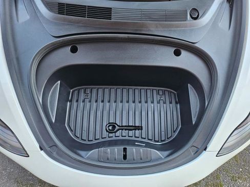 Used 2023 Tesla Model 3 Standard Range image 25