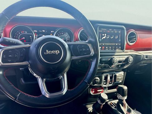 Used 2022 Jeep Wrangler Rubicon AWD/4WD image 14