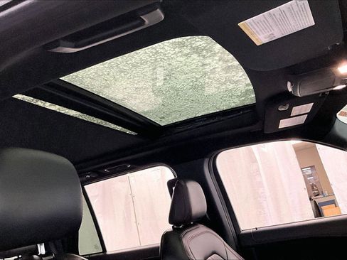 Certified 2022 Ford Expedition Max Limited image 21