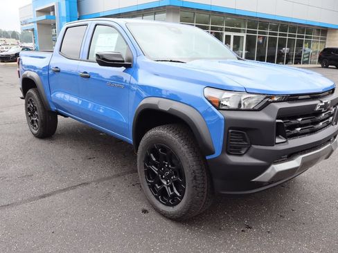 New 2026 Chevrolet Colorado Trail Boss AWD/4WD image 2