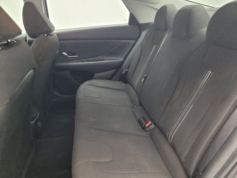 Used 2022 Hyundai Elantra SEL w/ Cargo Package FWD image 18