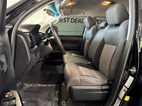 Used 2017 Toyota Tundra SR RWD image 9