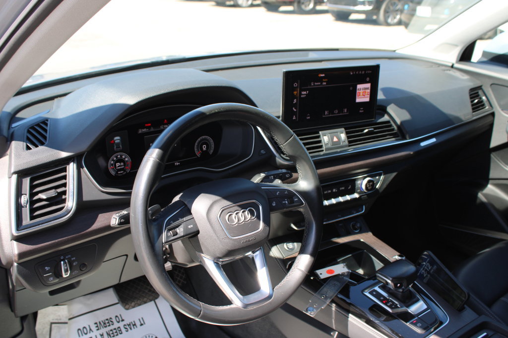 Used 2022 Audi Q5 2.0T Premium Plus w/ Premium Plus Package AWD/4WD image 31
