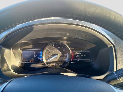 Used 2018 Ford Explorer Limited w/ Equipment Group 301A image 12