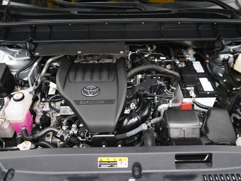 Used 2025 Toyota Highlander XSE AWD/4WD image 34