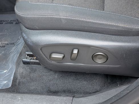 Used 2024 Chevrolet Traverse LT image 22