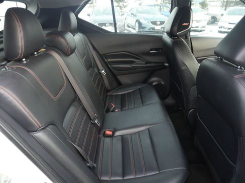 Used 2020 Nissan Kicks SR w/ SR Premium Package image 25