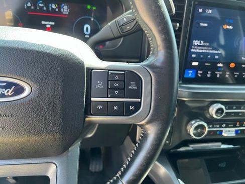 Used 2024 Ford F250 Lariat AWD/4WD image 27