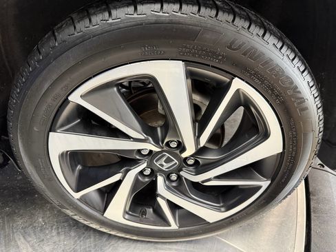 Used 2020 Honda HR-V Sport image 34