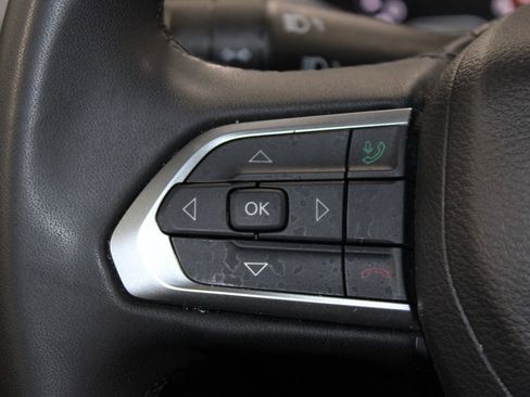 Used 2024 Jeep Compass Latitude AWD/4WD image 34