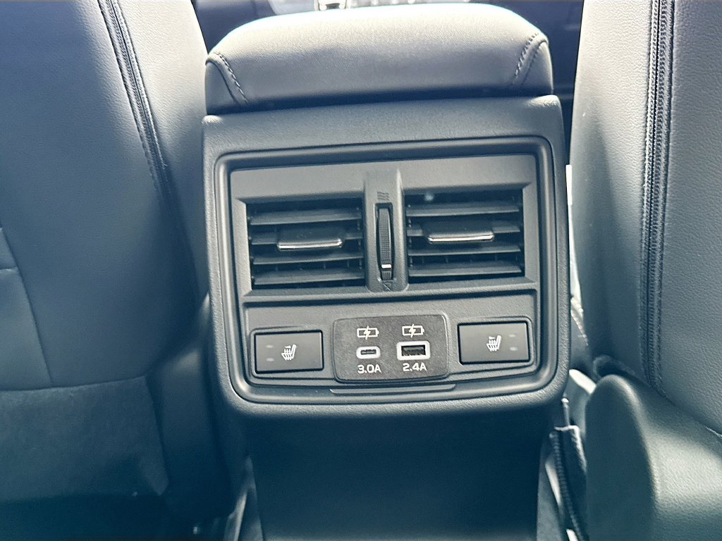New 2026 Subaru Outback Limited AWD/4WD image 32