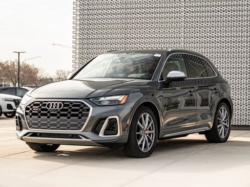 Certified 2021 Audi SQ5 Premium Plus w/ Premium Plus Package AWD/4WD image 6