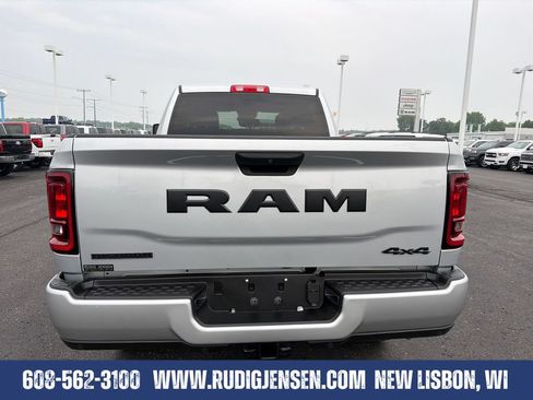 Used 2026 RAM 2500 Big Horn AWD/4WD image 4