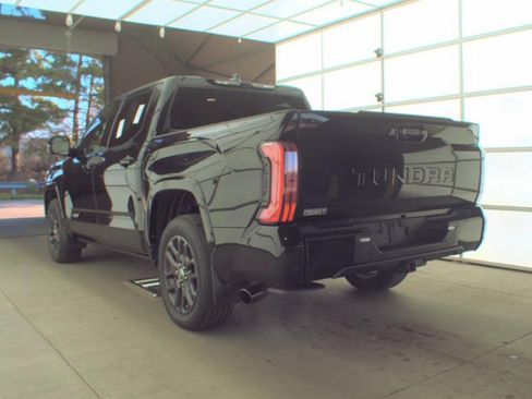 Used 2023 Toyota Tundra Platinum AWD/4WD image 8
