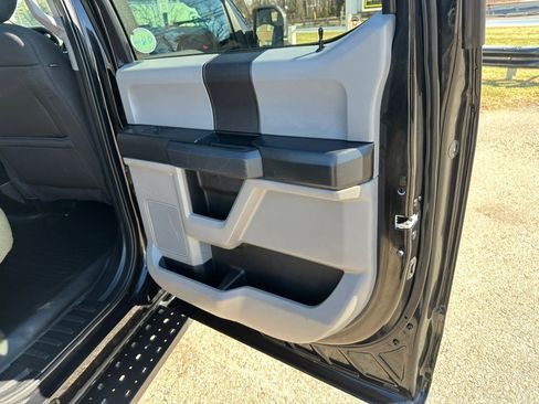 Used 2019 Ford F150 XL w/ Equipment Group 101A Mid image 17