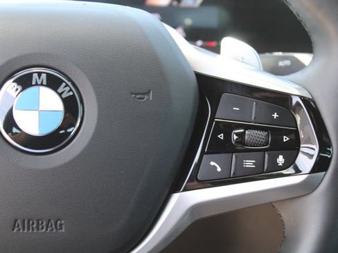 Used 2025 BMW 330i Sedan RWD image 18