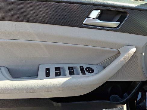 Used 2016 Hyundai Sonata Sport FWD image 12