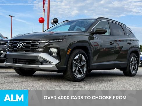 Certified 2025 Hyundai Tucson SEL FWD image 2