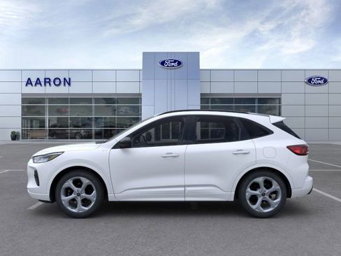 Used 2024 Ford Escape ST-Line w/ Tech Pack #1 image 3