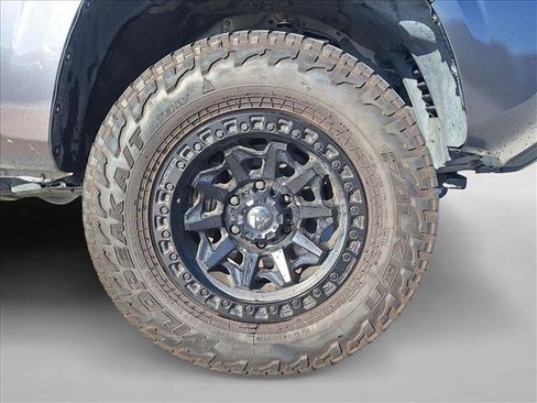 Used 2021 Toyota Tacoma SR5 image 16