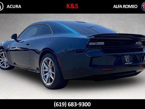 Used 2024 Dodge Charger Daytona Scat Pack w/ Plus Group AWD/4WD image 4