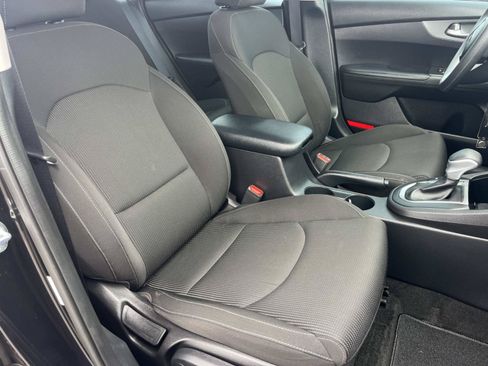Used 2021 Kia Forte Sedan FWD image 22