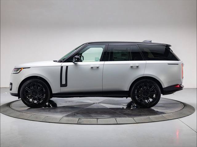 New 2026 Land Rover Range Rover SE AWD/4WD image 2