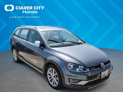 Used 2017 Volkswagen Golf Alltrack SE