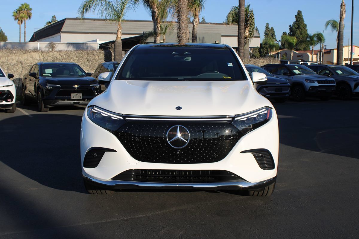 Used 2024 Mercedes-Benz EQS 450+ SUV image 32