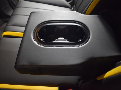 New 2026 Bentley Bentayga Extended Wheelbase AWD/4WD image 23