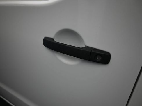 Used 2020 Nissan NV 1500 S image 30