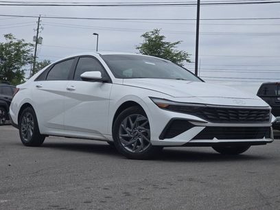 Used 2024 Hyundai Elantra SEL