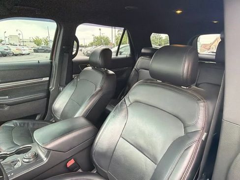 Used 2016 Ford Explorer Sport w/ Equipment Group 401A AWD/4WD image 21
