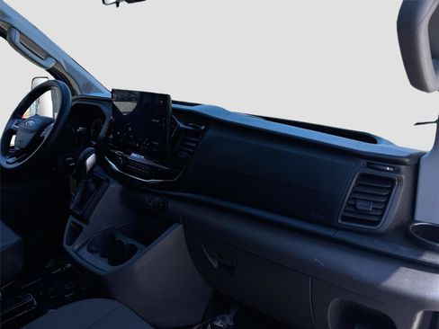 Used 2023 Ford Transit 350 XLT image 29