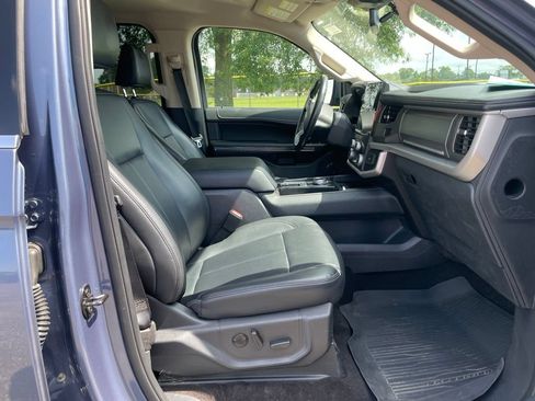 Used 2023 Ford Expedition Max XLT RWD image 17