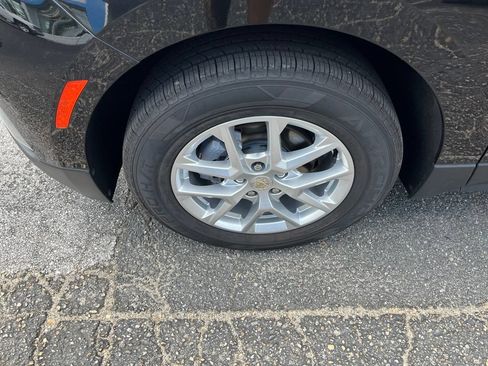 Used 2024 Chevrolet Equinox LT AWD/4WD image 46