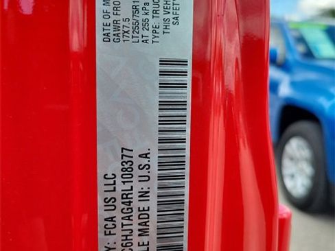 Used 2024 Jeep Gladiator Sport image 34