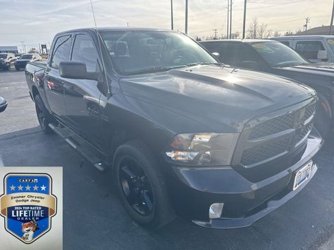 Used 2018 RAM 1500 Express w/ Black Ram 1500 Express Group image 1