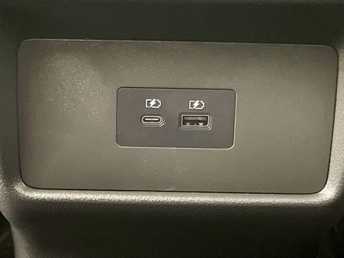 Used 2023 Nissan Rogue SV image 26