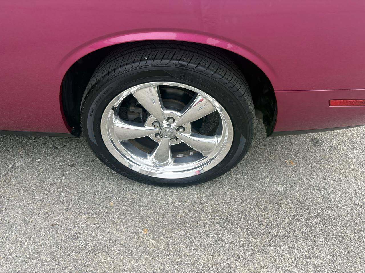 Used 2010 Dodge Challenger R/T RWD image 37