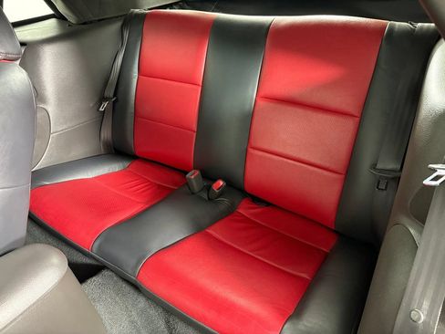 Used 2004 Ford Mustang GT RWD image 24