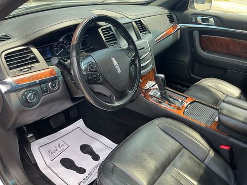 Used 2013 Lincoln MKS AWD image 14