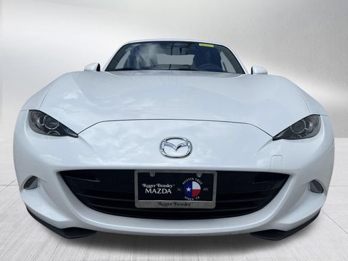Used 2019 MAZDA MX-5 Miata RF Grand Touring RWD image 2