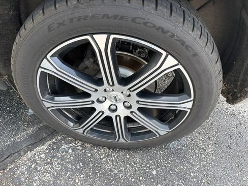 Used 2021 Volvo XC60 T5 Inscription w/ Advanced Package AWD/4WD image 12