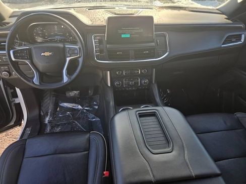 Used 2023 Chevrolet Suburban Premier AWD/4WD image 15