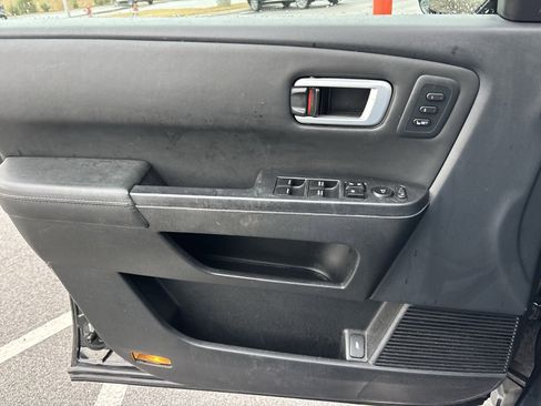 Used 2015 Honda Pilot Touring image 5