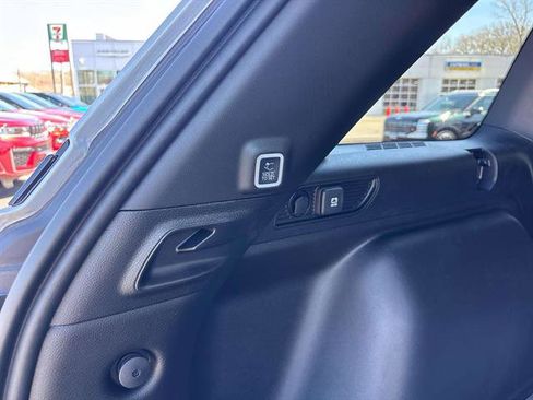 New 2026 Jeep Grand Cherokee Altitude image 5